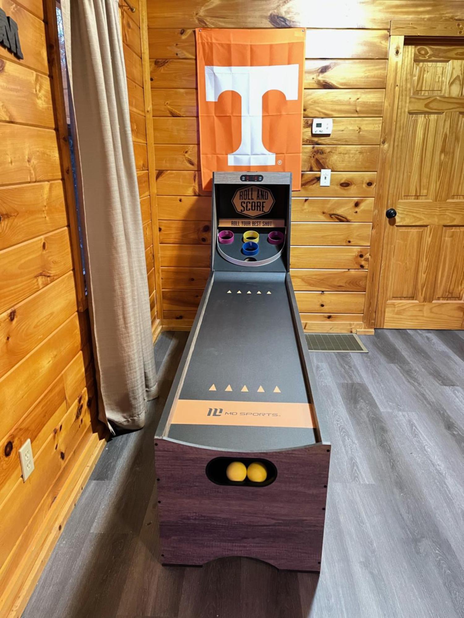 Smokey Mountain Retreat, Hot Tub, Game Room, Sleeps 8! 蓋特林堡 外观 照片